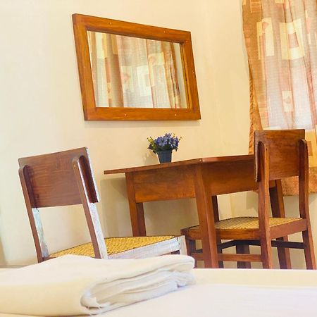 Waves Otel Hikkaduwa Dış mekan fotoğraf