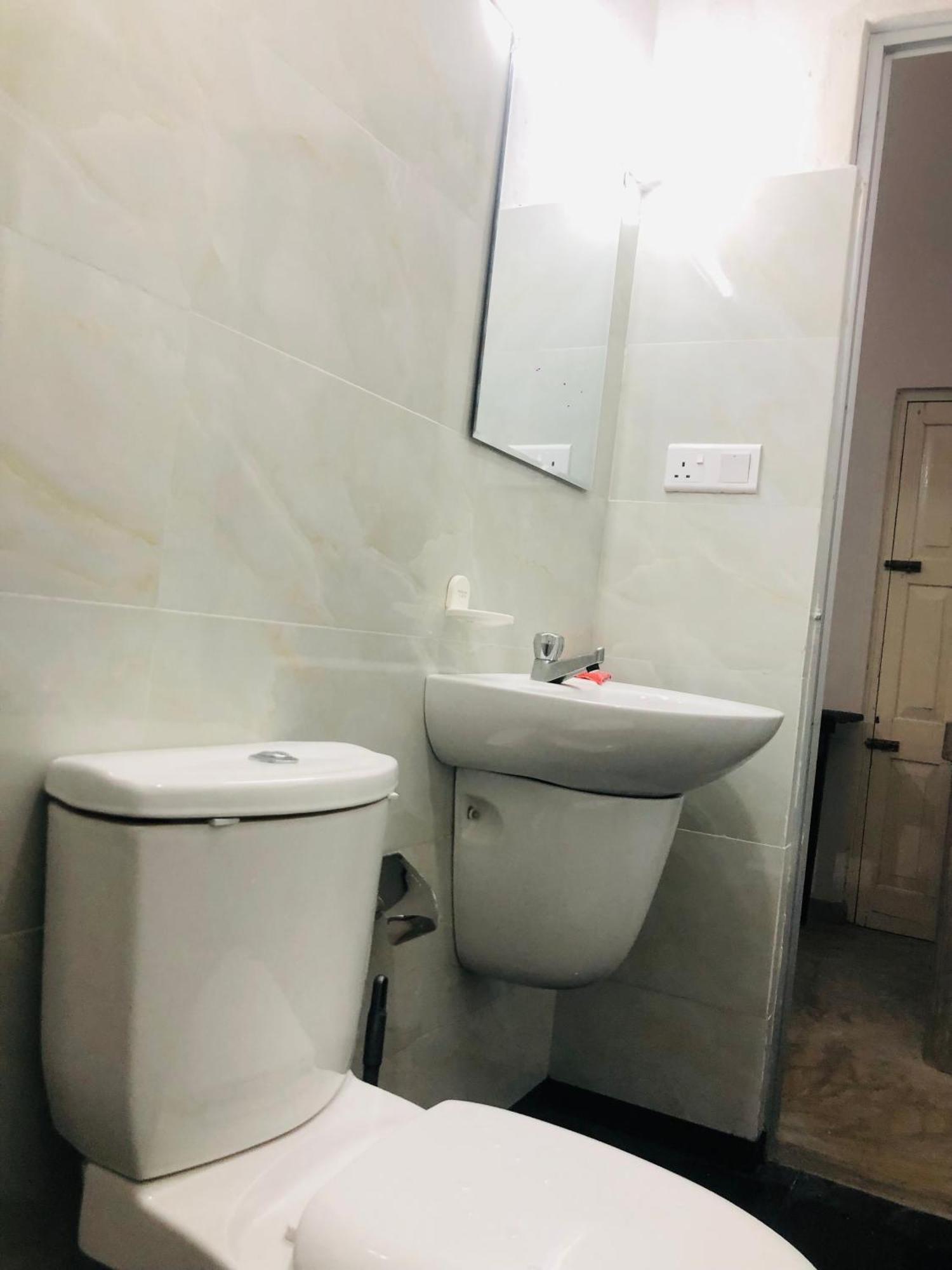 Waves Otel Hikkaduwa Dış mekan fotoğraf